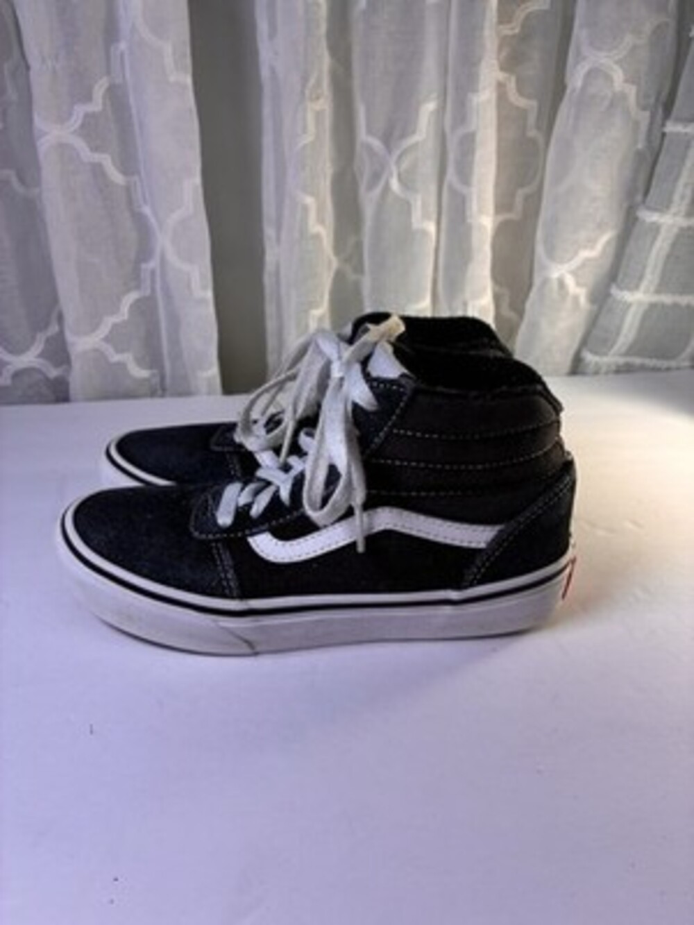 Vans High-top Sneakers Sk8-Hi Model Kids Size 2 Black And White